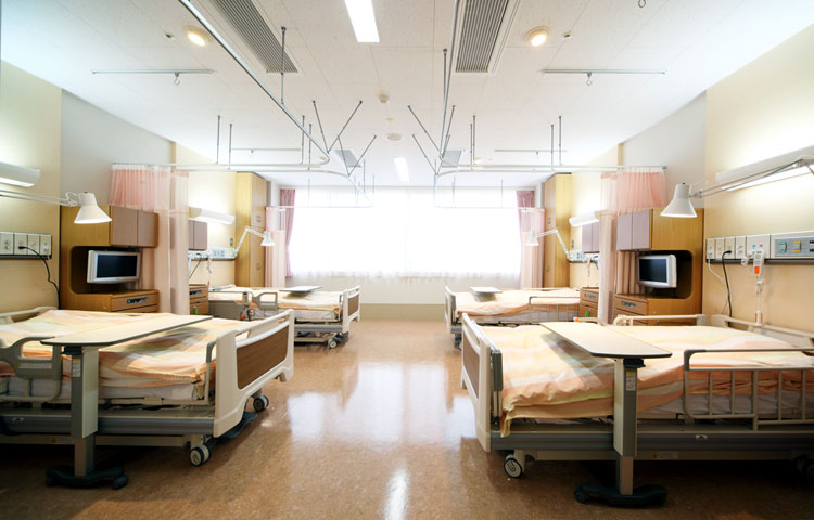 平和台病院　新棟2階4床室